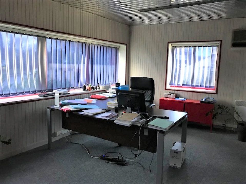 BUREAUX