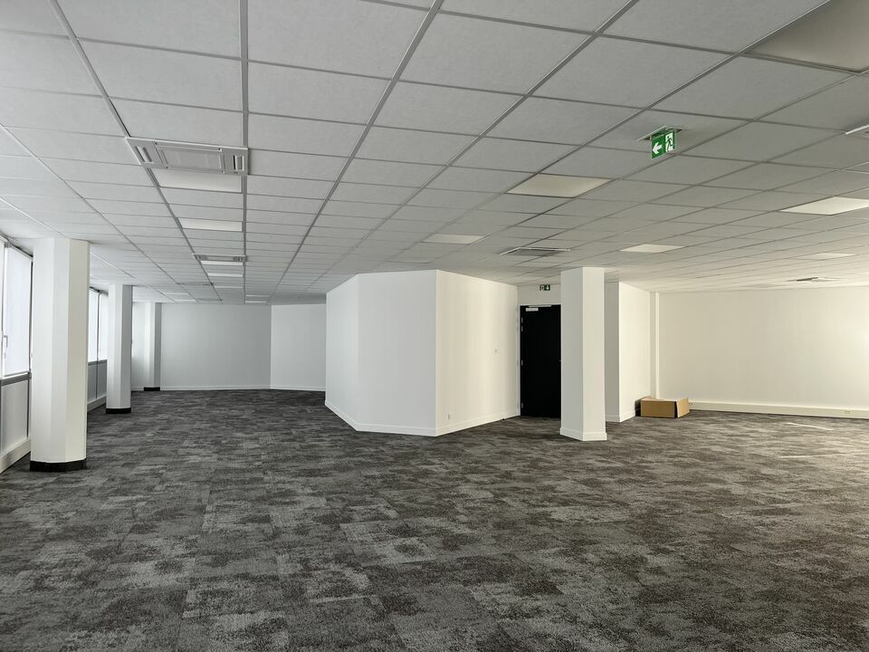 BUREAUX