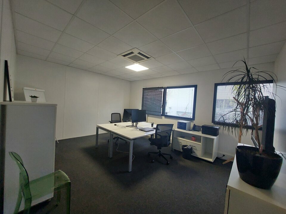 BUREAUX